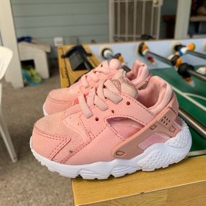 Pink Nike Huaraches